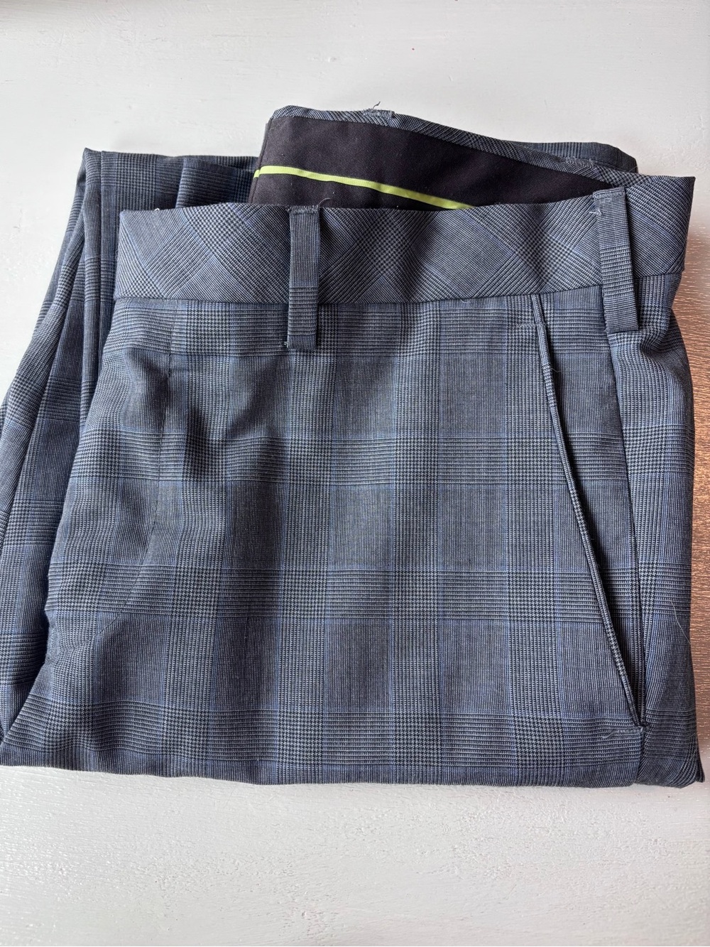 Louis Raphael Luxe men’s Slim Fit Dress pants